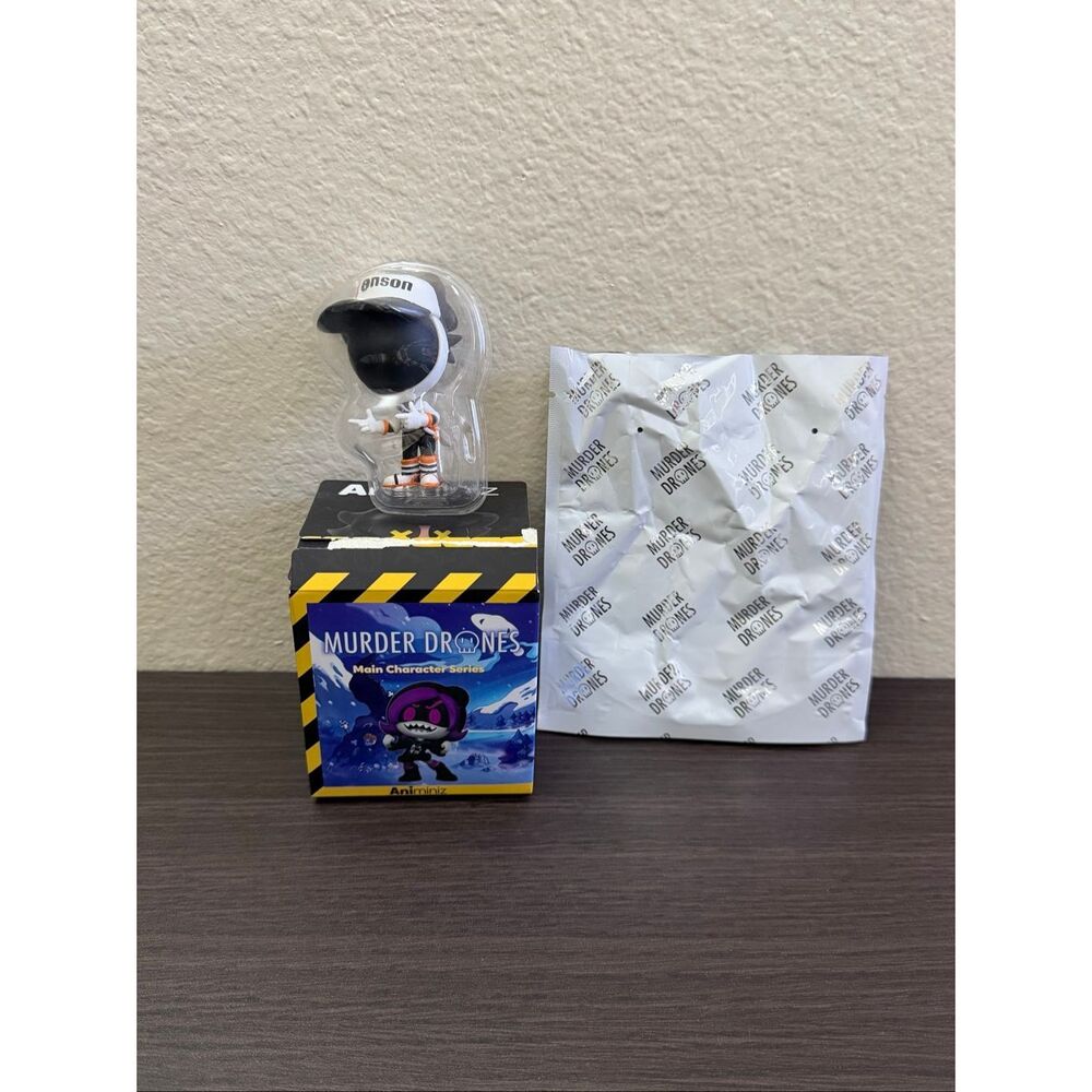 Murder Drones Animiniz Character Blind Box Figure - Tessa